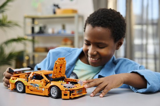 Mooibelle Technic Fast and Furious Toyota Supra MK4 set - 42204
