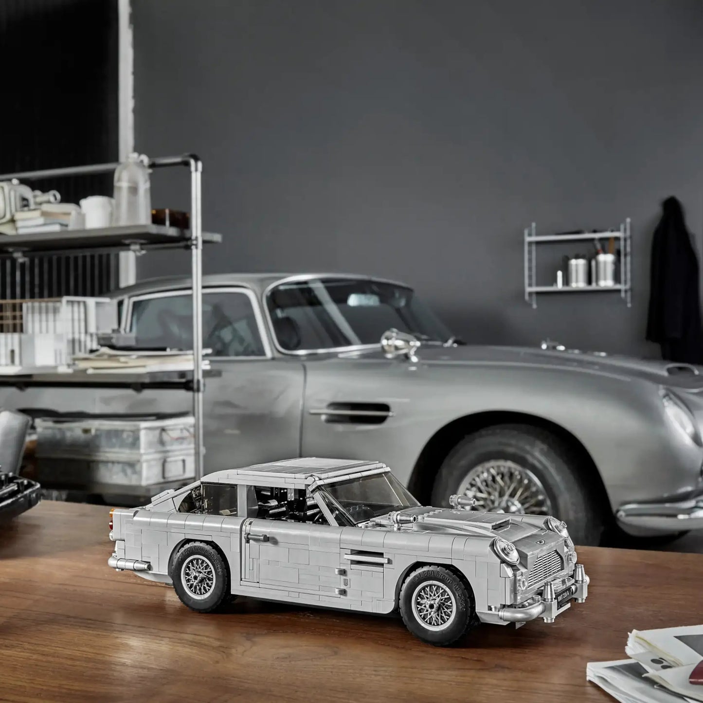 DB5 "007" (1,295 stenen)