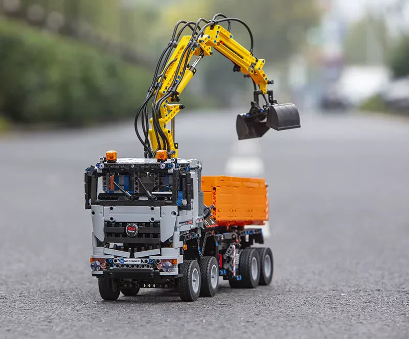 MAN TGS 8x8 (2819 stenen)