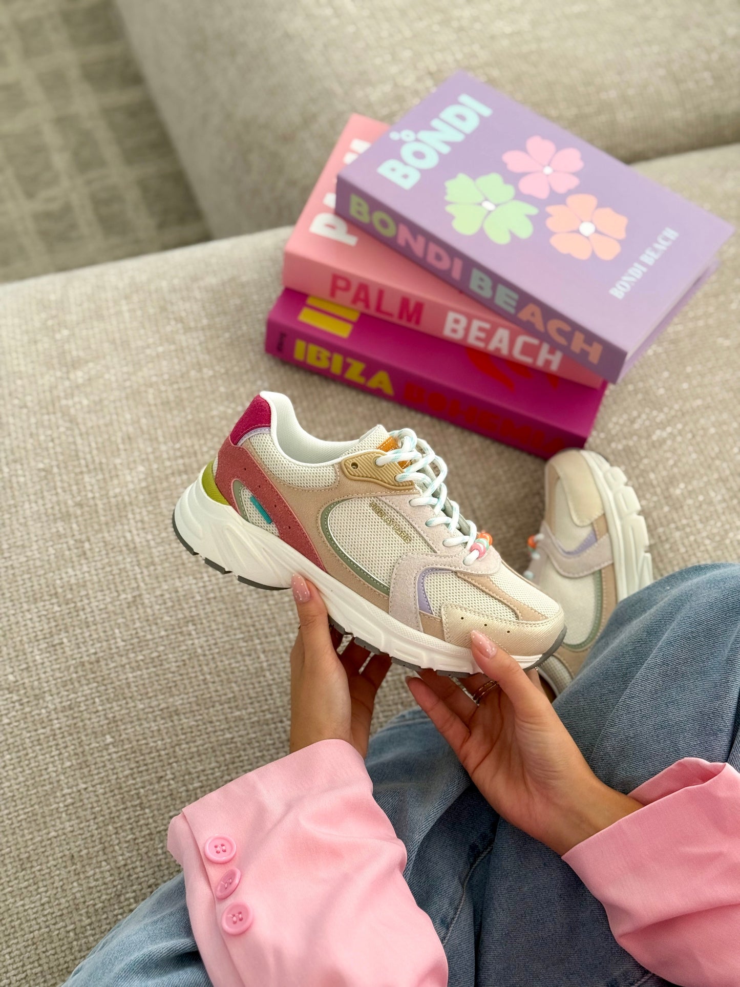 Lola | Sneakers